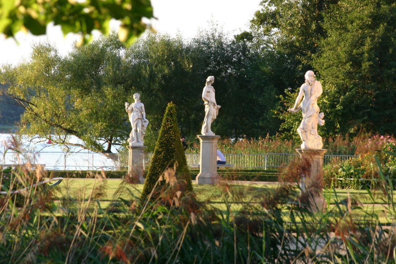 Marstall Im Schlosspark Rheinsberg Eksteriør bilde